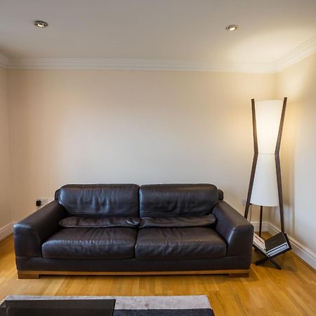Spacious, 3 Bed House For 6 In Central Chester Exterior photo