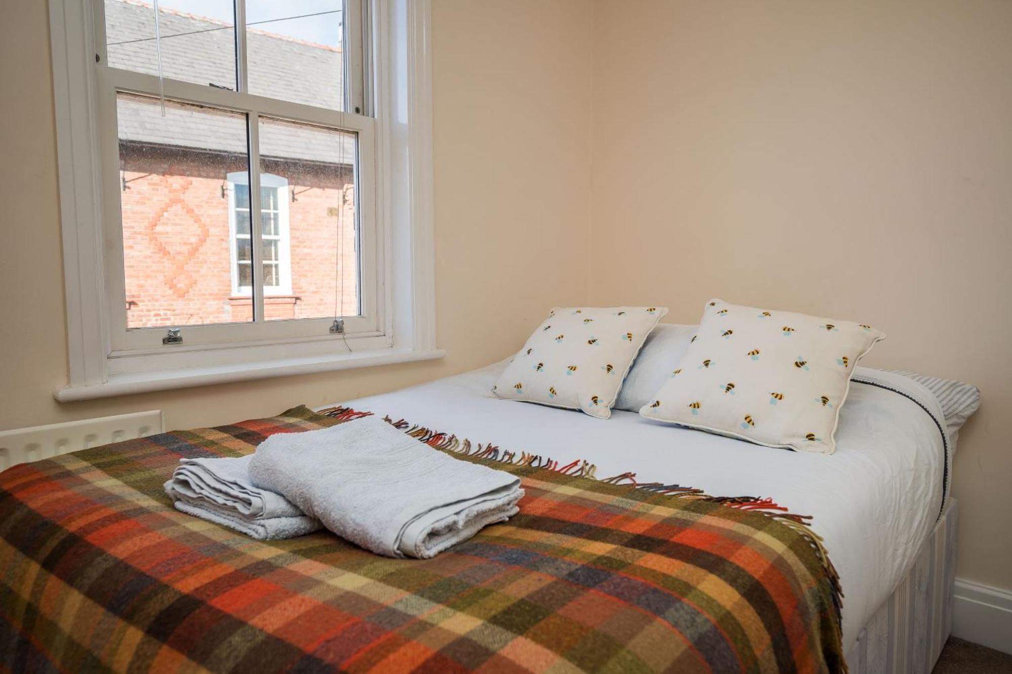 Spacious, 3 Bed House For 6 In Central Chester Exterior photo