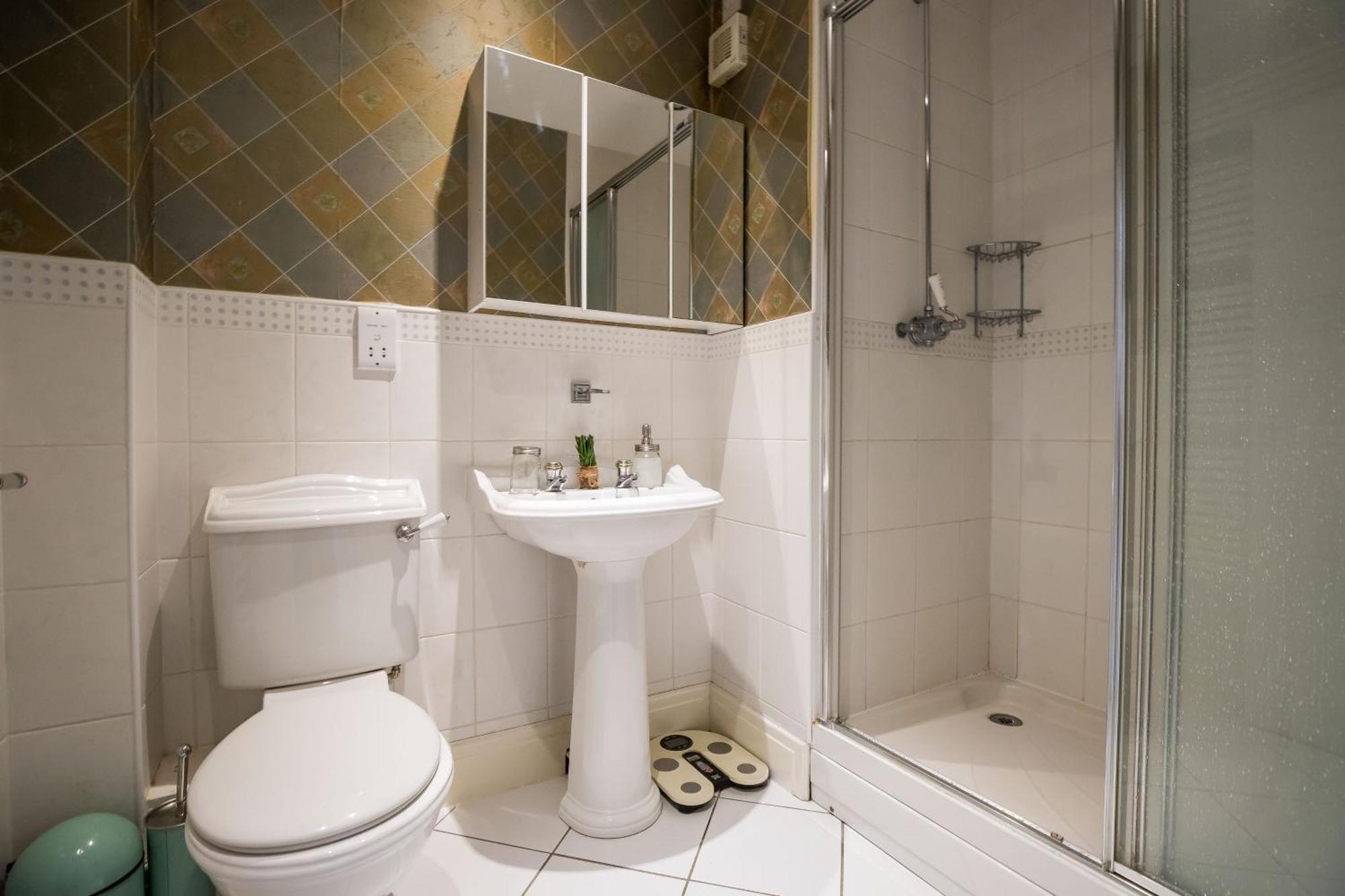 Spacious, 3 Bed House For 6 In Central Chester Exterior photo