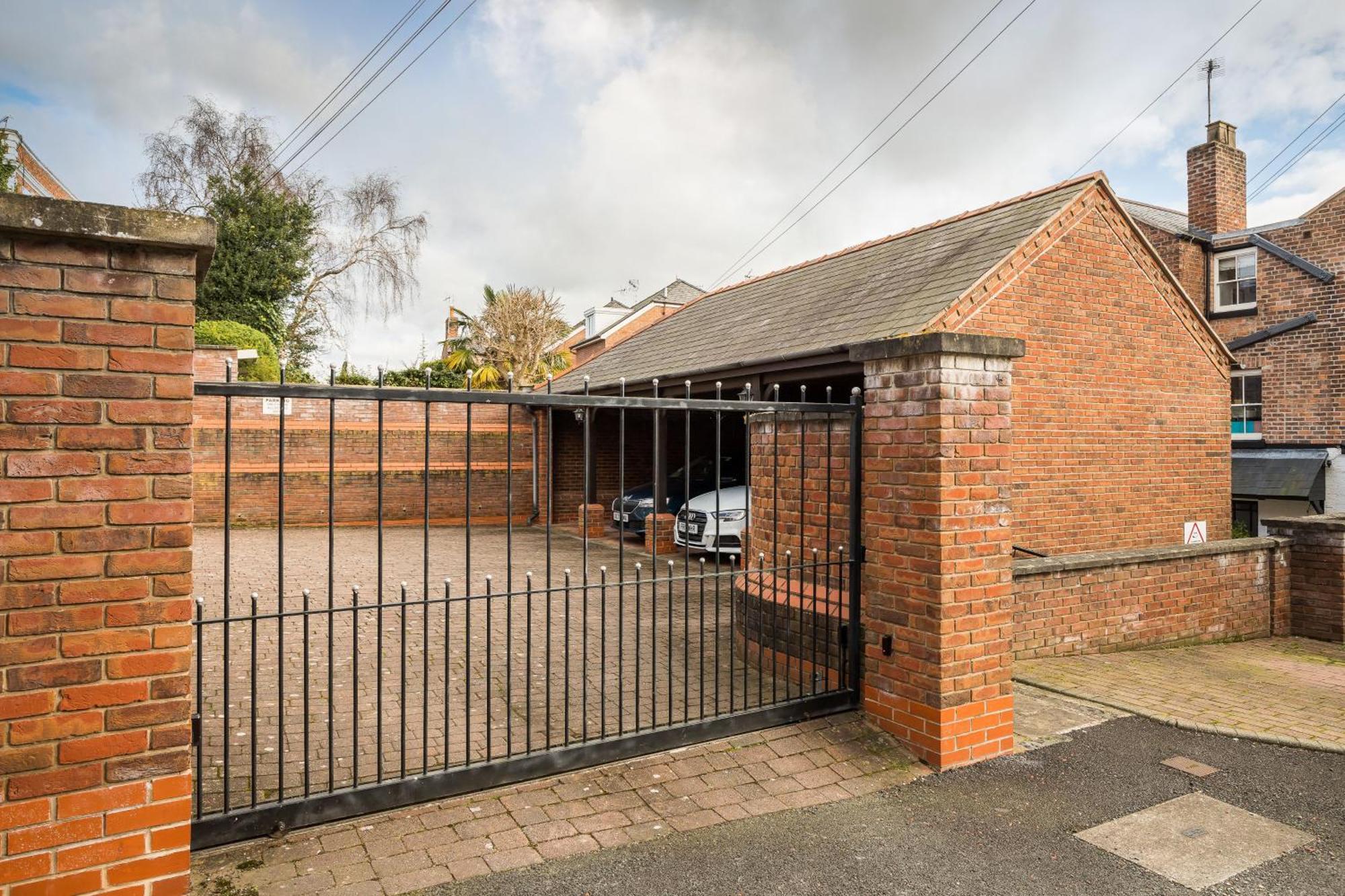 Spacious, 3 Bed House For 6 In Central Chester Exterior photo