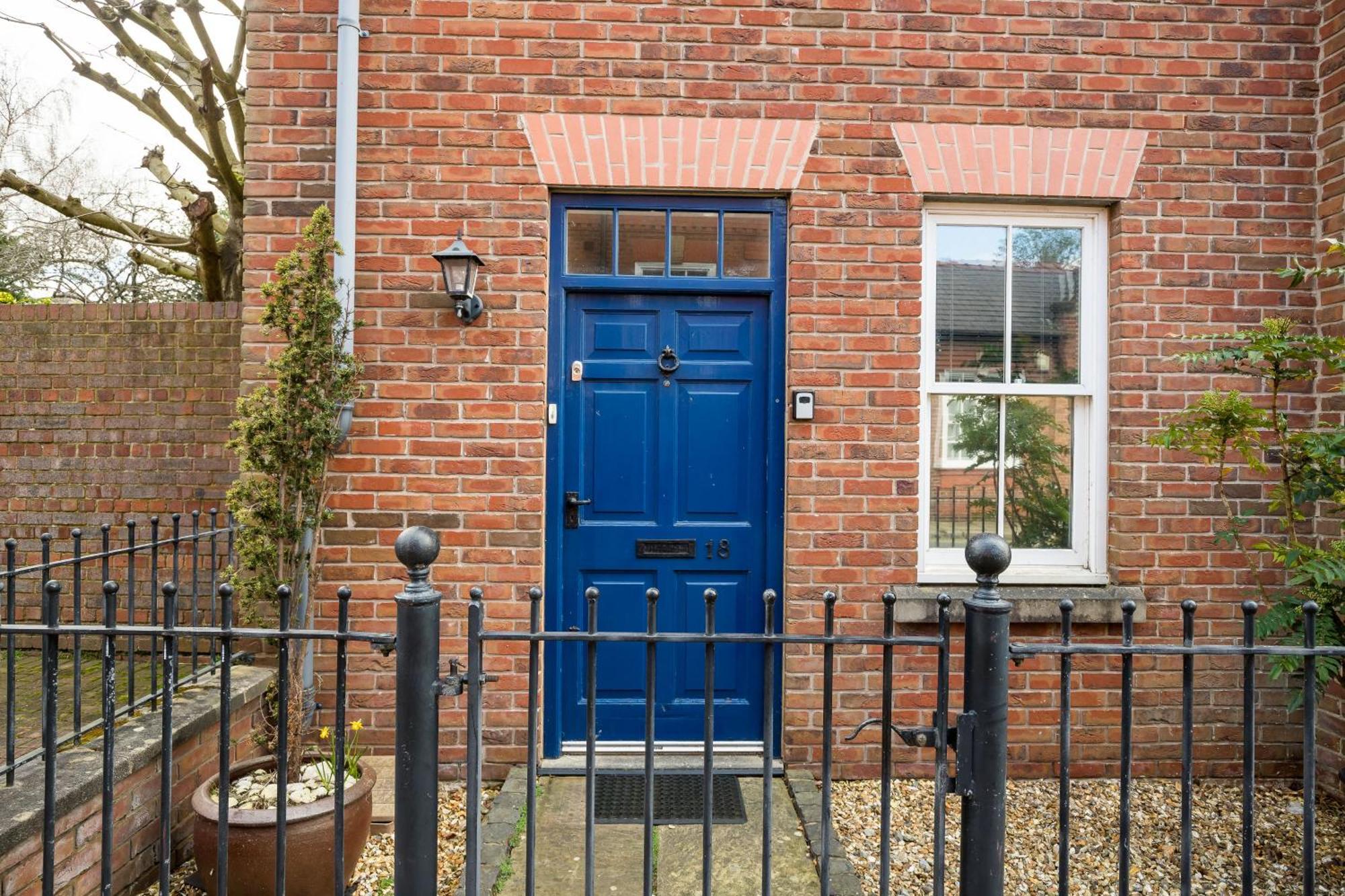 Spacious, 3 Bed House For 6 In Central Chester Exterior photo